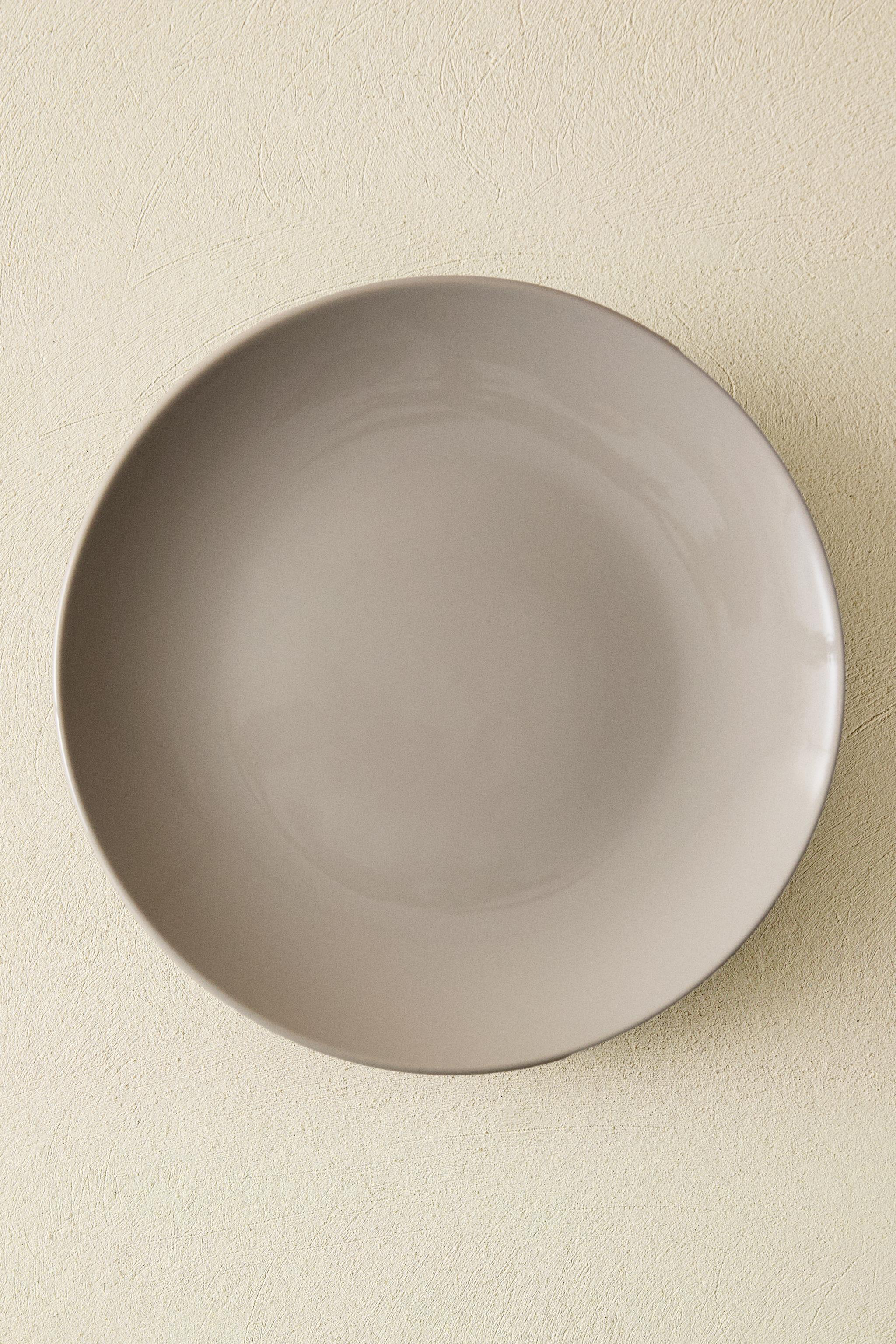 STONEWARE DINNER PLATE